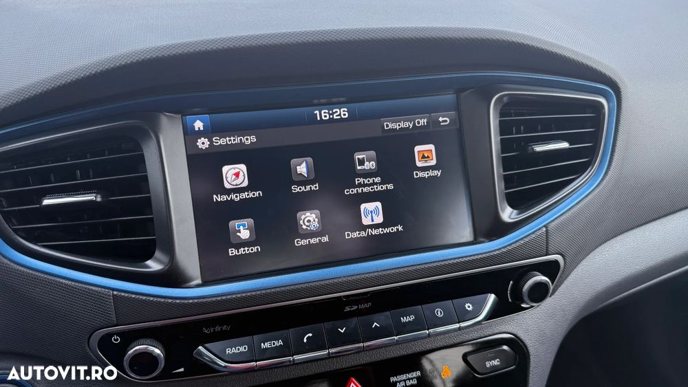 Hyundai IONIQ 1.6 GDI Premium - 19