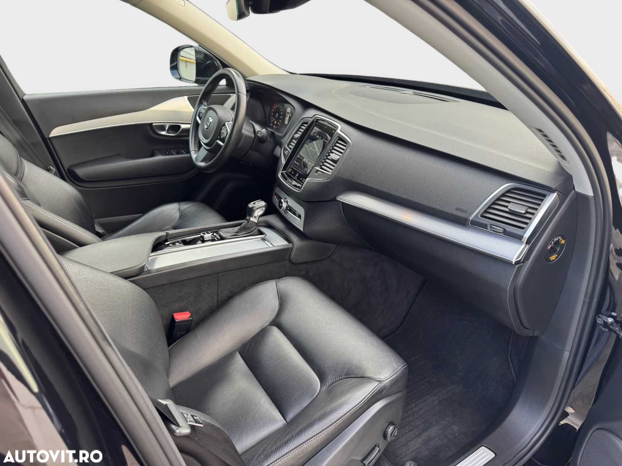 Volvo XC 90 B5 D AWD Geartronic Momentum Pro - 7