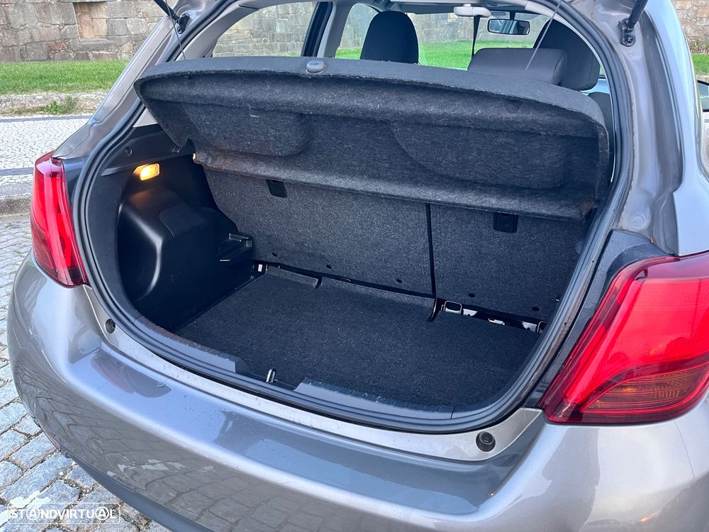 Toyota Yaris 1.0 VVT-i Comfort - 35