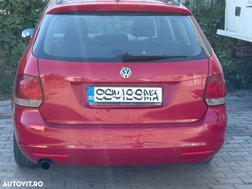 Volkswagen Golf - 8