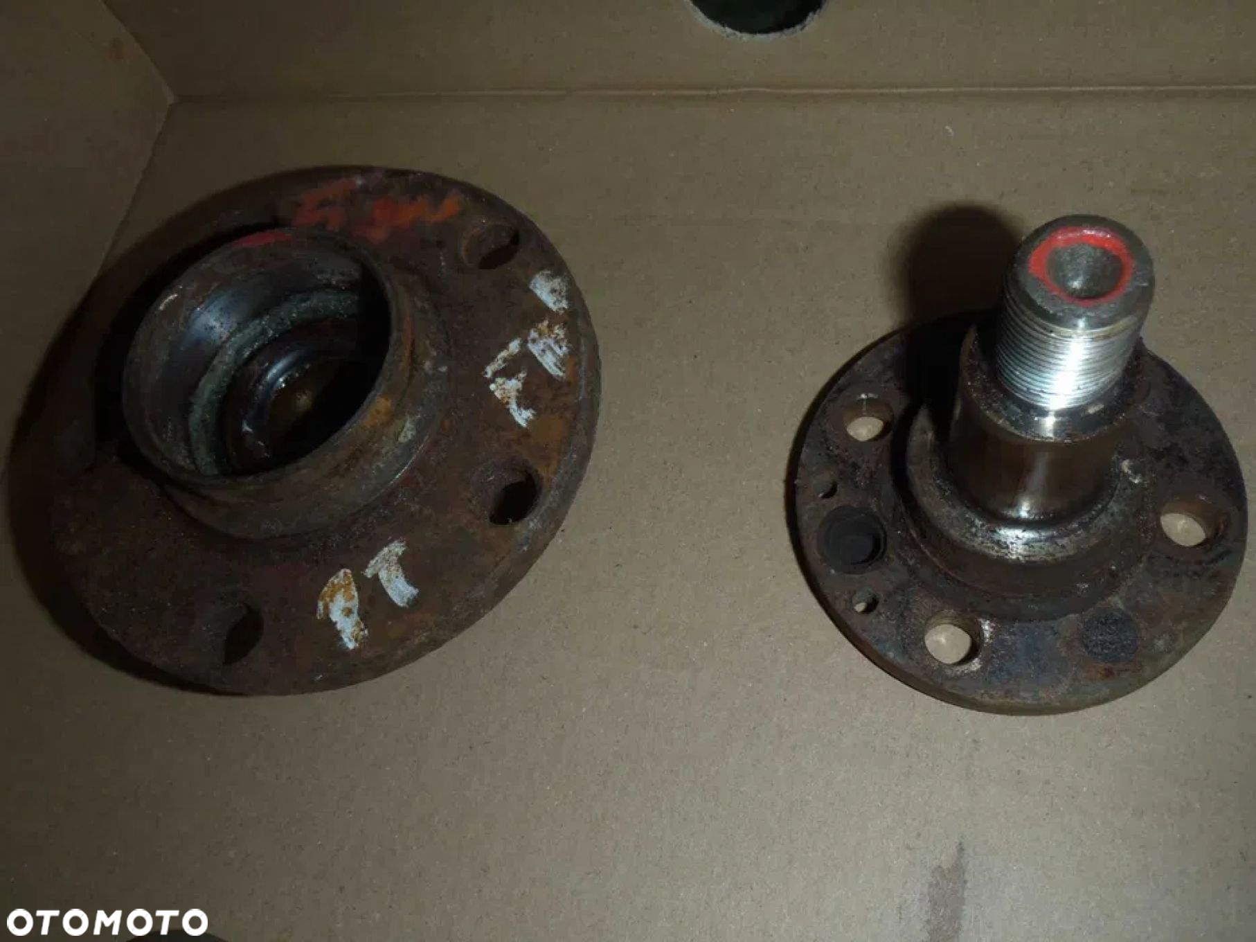 piasta zwrotnica czop łożysko śruba tył zawieszenie skoda fabia 5x110 - 2