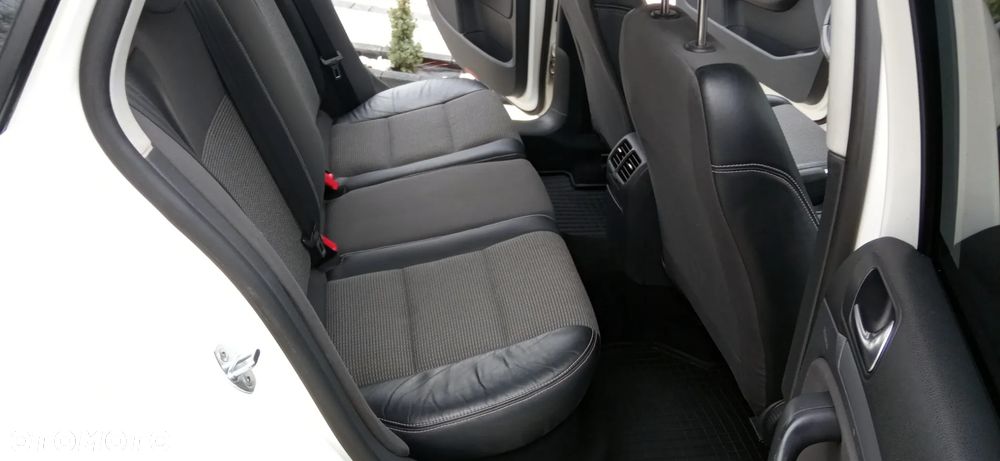 Volkswagen Golf 1.6 Trendline - 18