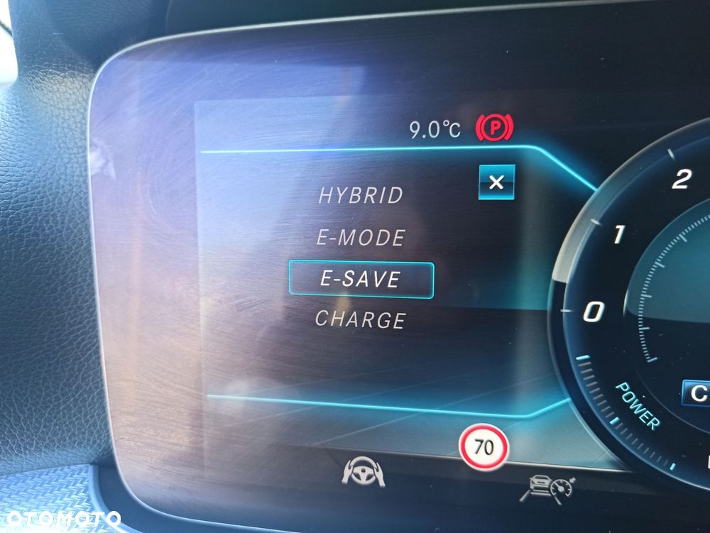 Mercedes-Benz Klasa E - 26