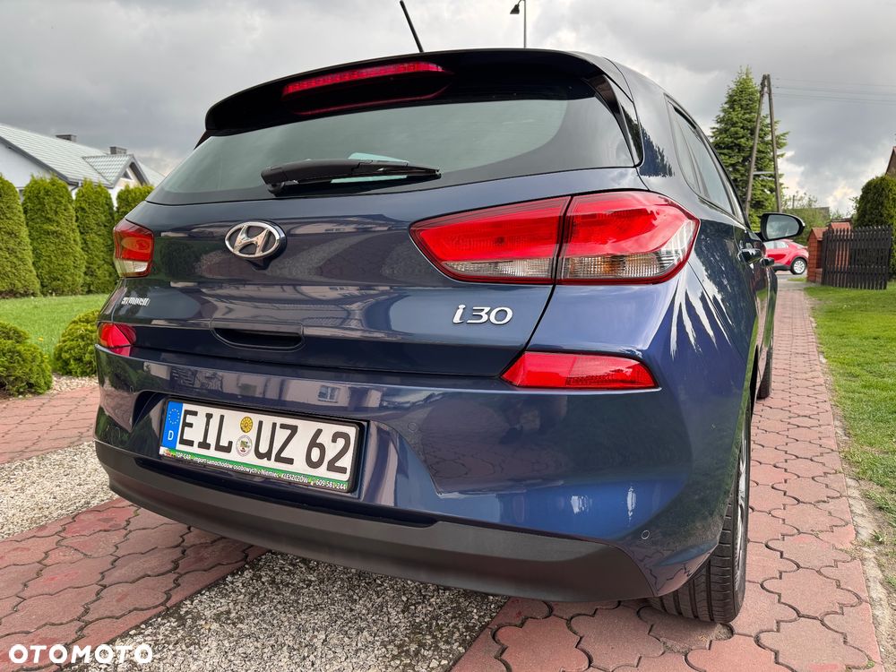 Hyundai i30 1.6 CRDI Style - 11