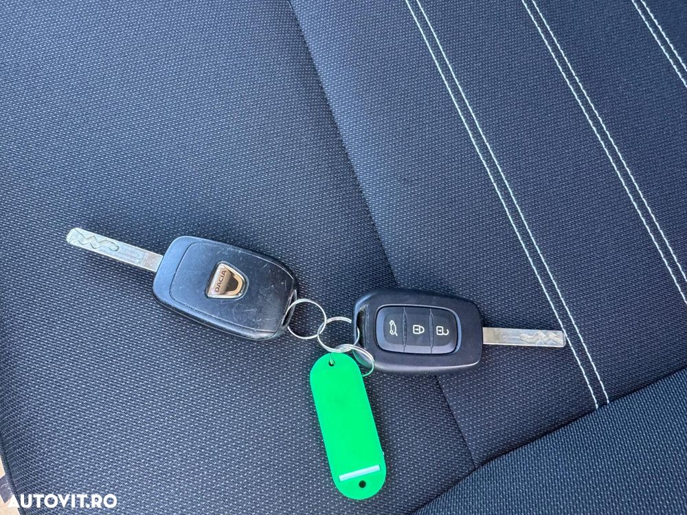 Dacia Logan TCe 90 CVT Comfort - 6