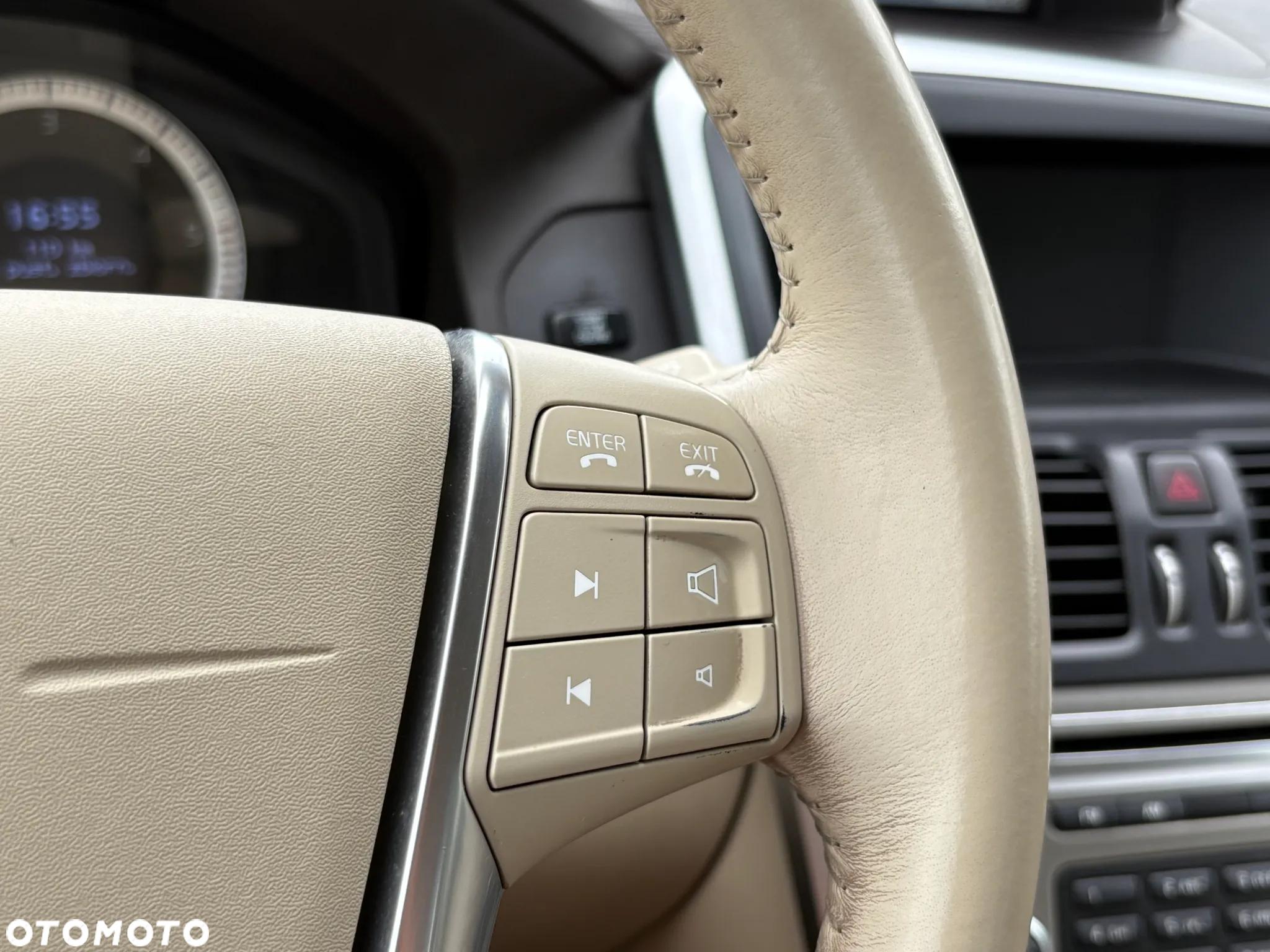 Volvo XC 60 2.4D AWD Momentum - 15