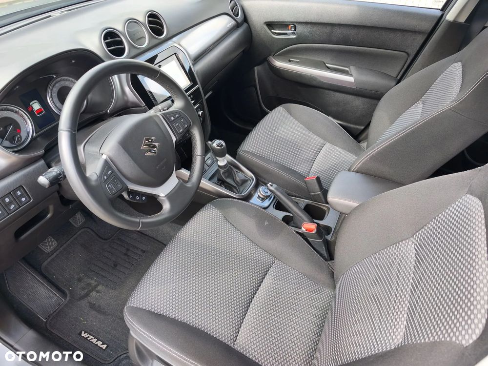 Suzuki Vitara 1.4 Boosterjet Premium 4WD - 11
