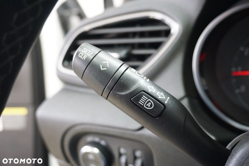 Opel Grandland X 1.5 D Start/Stop Automatik Business Edition - 38