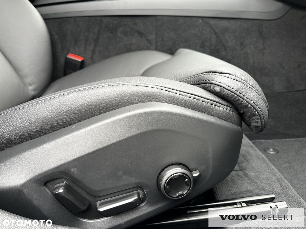 Volvo V60 Cross Country - 29