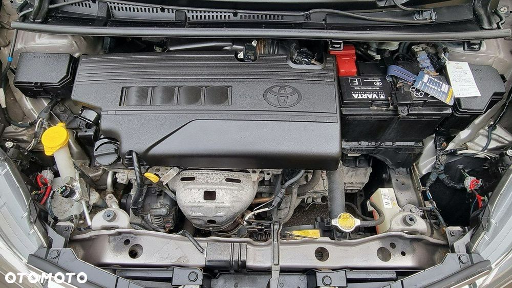 Toyota Yaris - 10