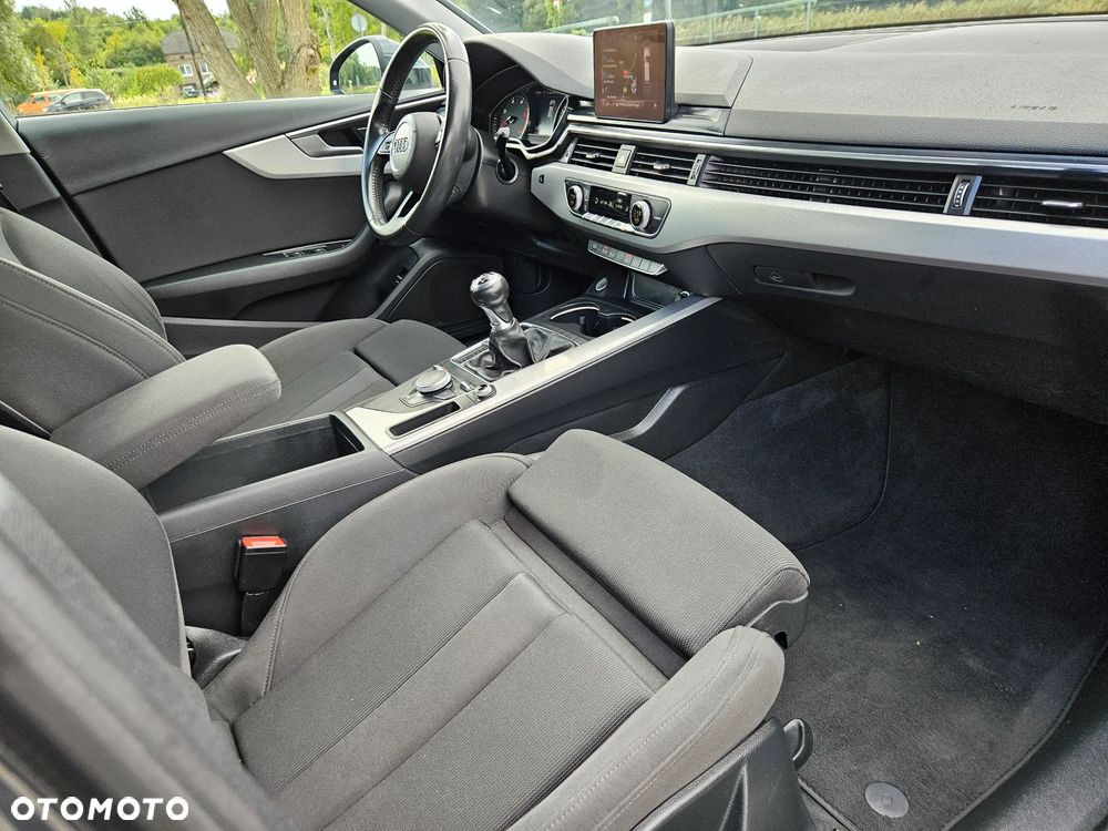 Audi A4 Avant 2.0 TDI - 14