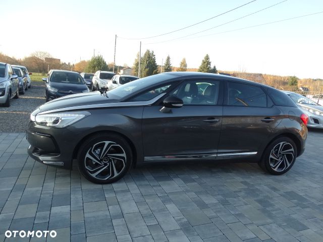 DS Automobiles DS 5 - 7