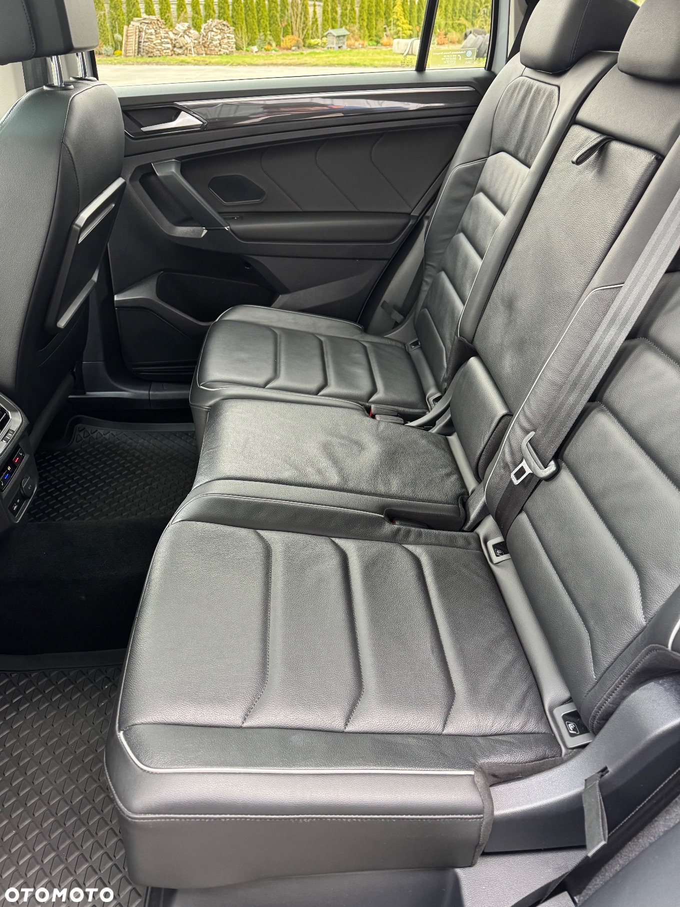 Volkswagen Tiguan Allspace 2.0 TSI 4Mot Highline DSG - 10