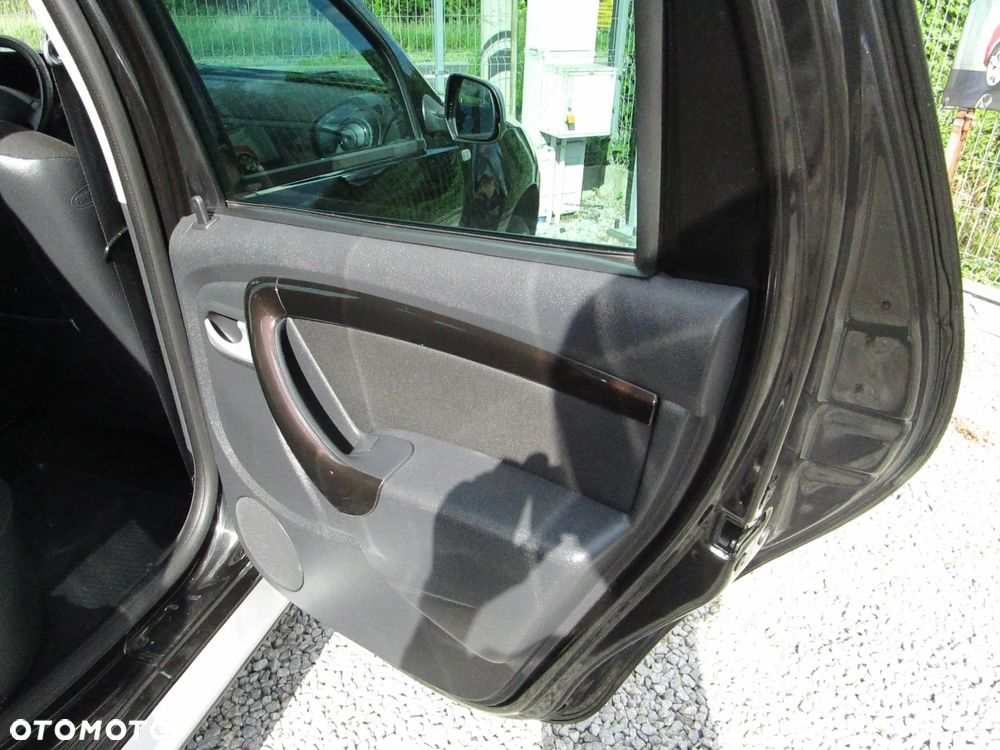 Dacia Duster 1.6 16V 4x2 Prestige - 24