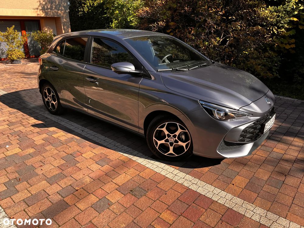 MG MG3 1.5 HEV+ Exclusive - 1