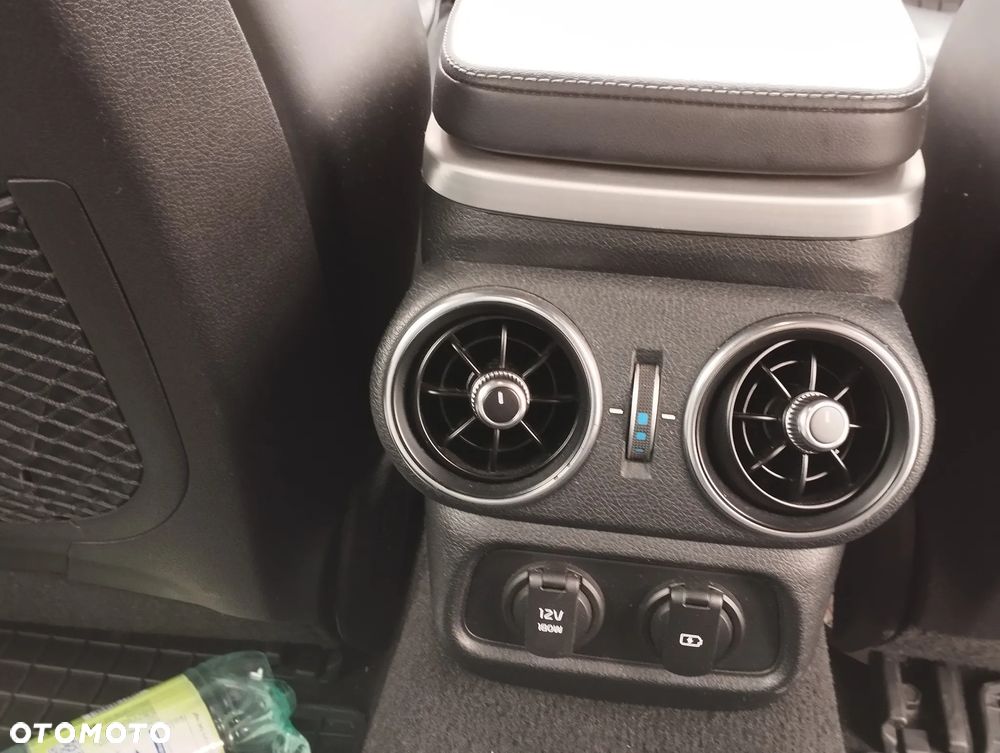 Kia Stinger 3.3 T-GDI V6 GT AWD - 9