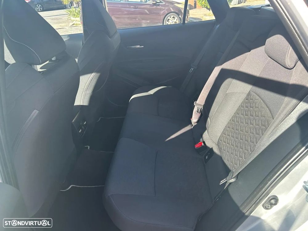 Toyota Corolla Touring Sports 1.8 Hybrid Comfort - 21
