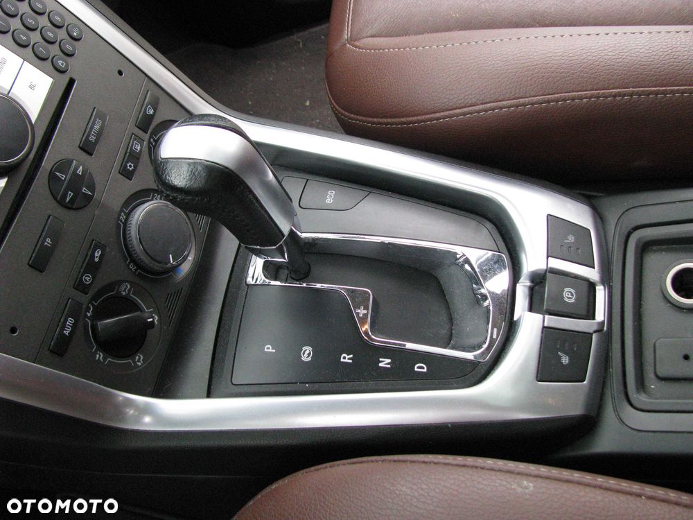 Opel Antara - 14