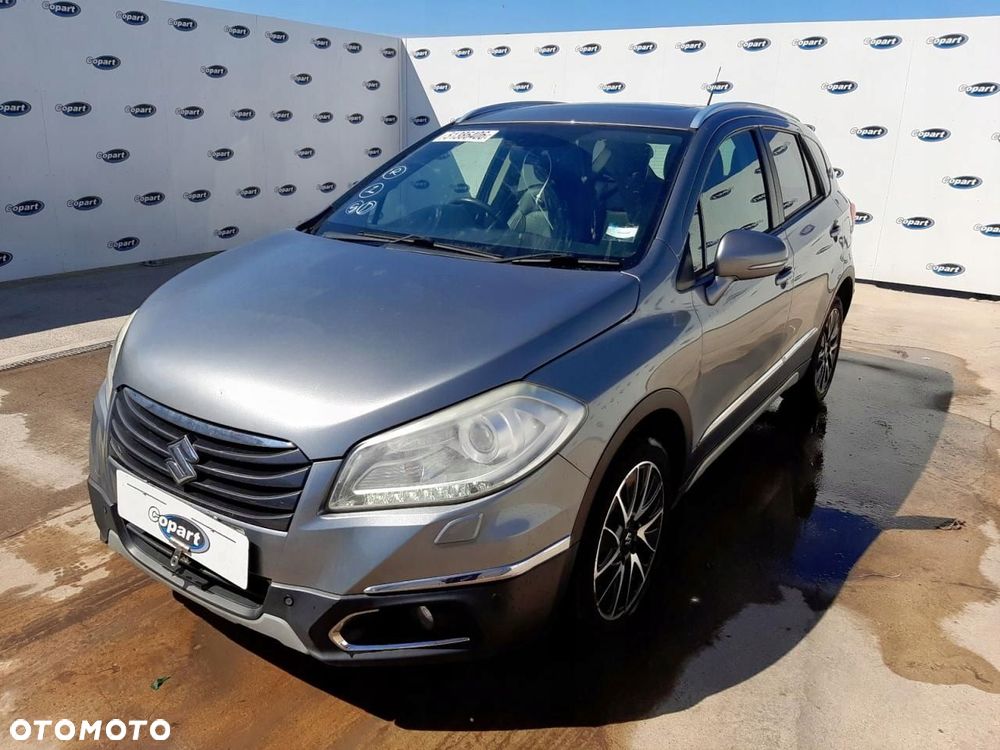 suzuki sx4 s-cross przód maska zderzak błotnik pas przedni kolor - 1