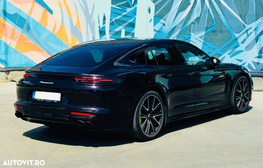 Porsche Panamera - 6