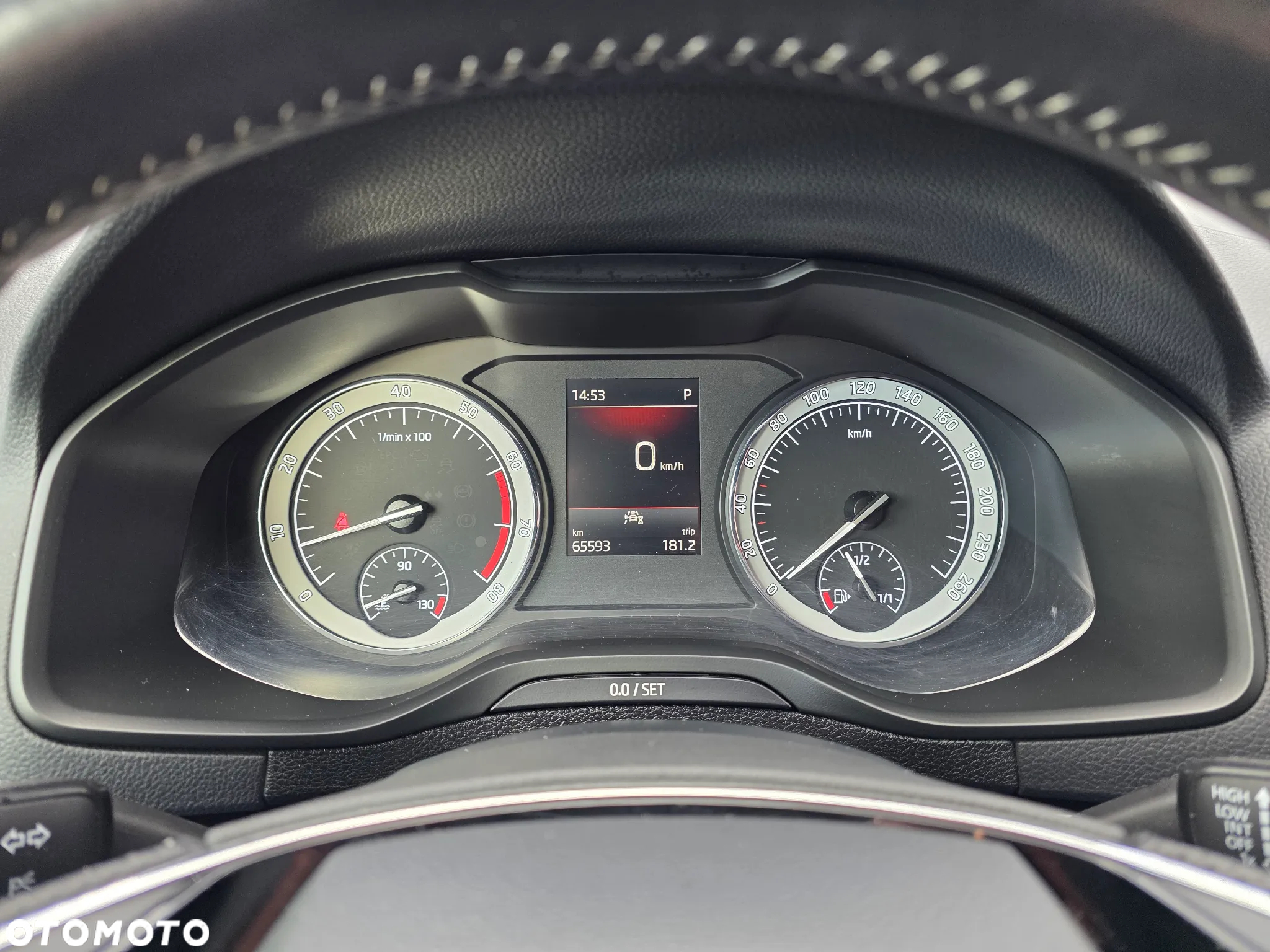 Skoda Karoq 1.5 TSI ACT Sportline DSG - 13