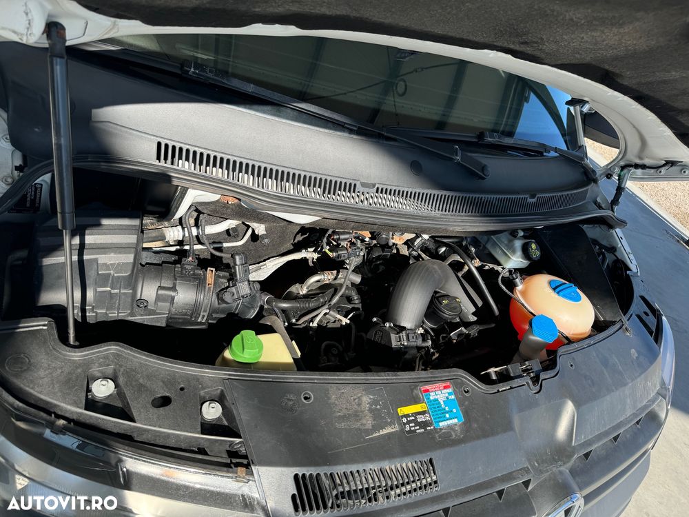 Volkswagen Transporter T5 - 19