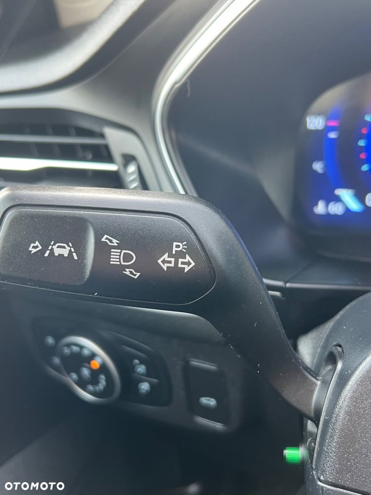 Ford Focus 1.0 EcoBoost Start-Stopp-System TITANIUM X - 23