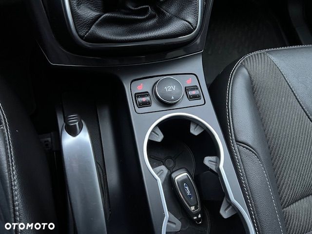 Ford Kuga 1.5 EcoBoost 2x4 Titanium - 21