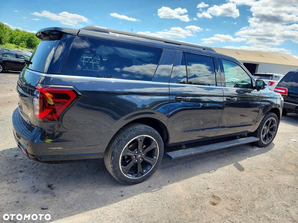 Ford Expedition - 4