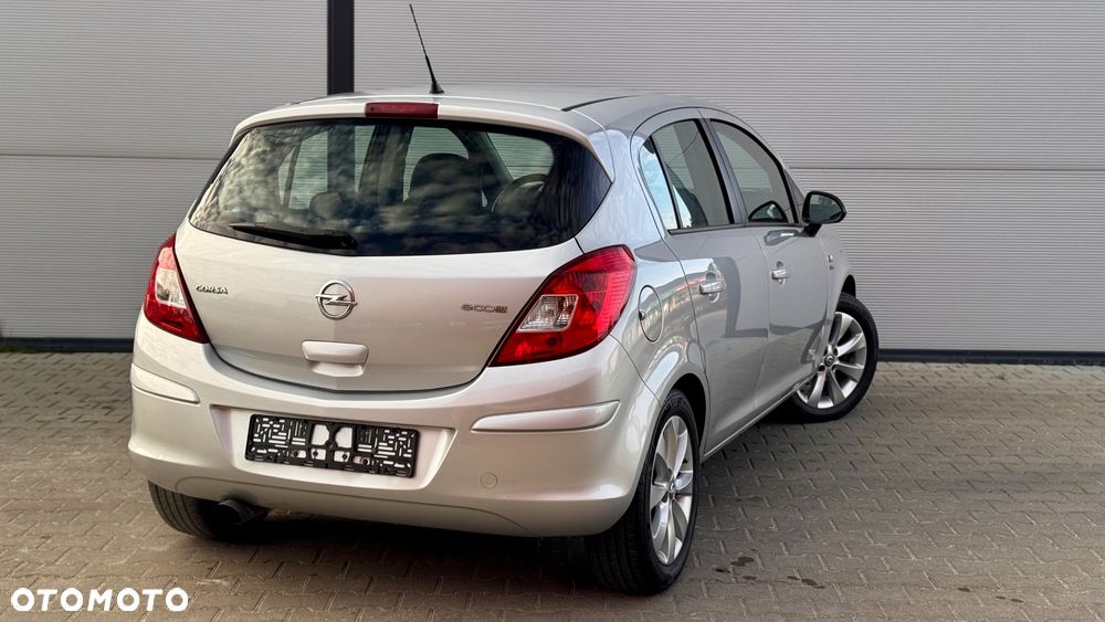 Opel Corsa 1.2 16V Energy - 22