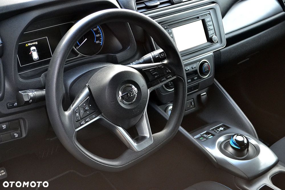 Nissan Leaf 40 kWh ACENTA - 10