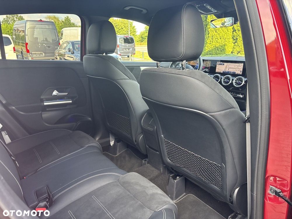 Mercedes-Benz GLA 200 AMG Line - 19