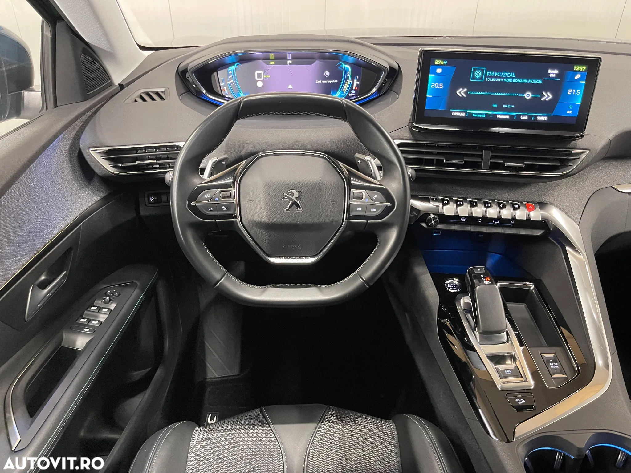 Peugeot 3008 PHEV 300 EAT8 4X4 Allure Pack - 6