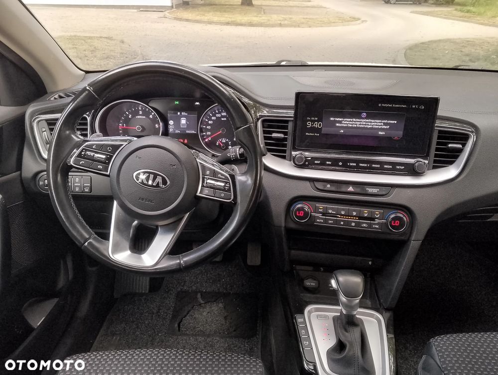 Kia Ceed 1.6 CRDi (48V Mild-Hybrid) DCT7 GT Line - 28