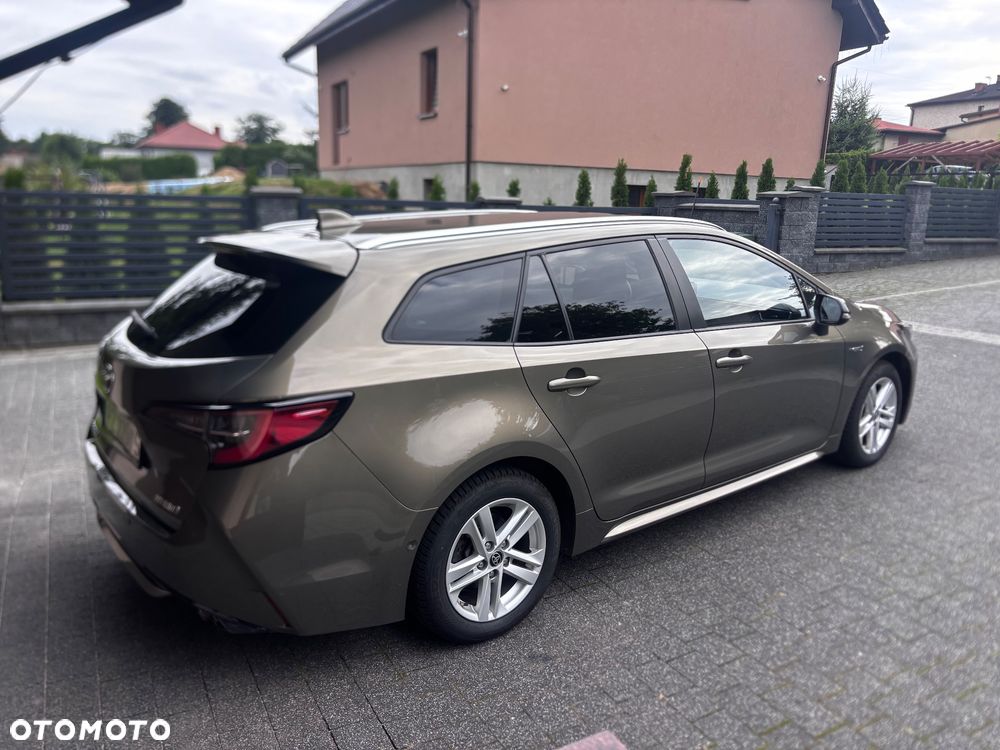 Toyota Corolla 2.0 Hybrid Comfort - 11