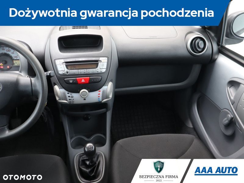 Toyota Aygo - 10