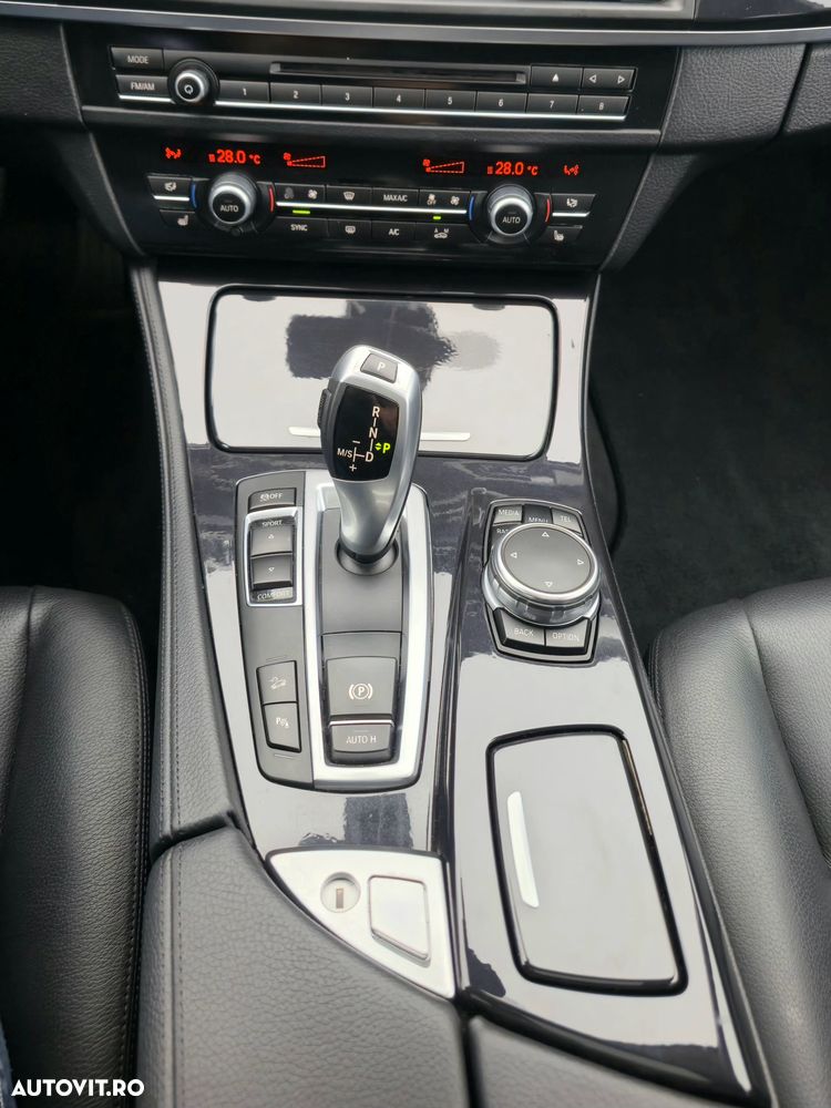 BMW Seria 5 520d xDrive Aut. Luxury Line - 22