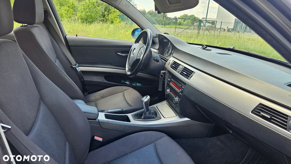 BMW Seria 3 - 10