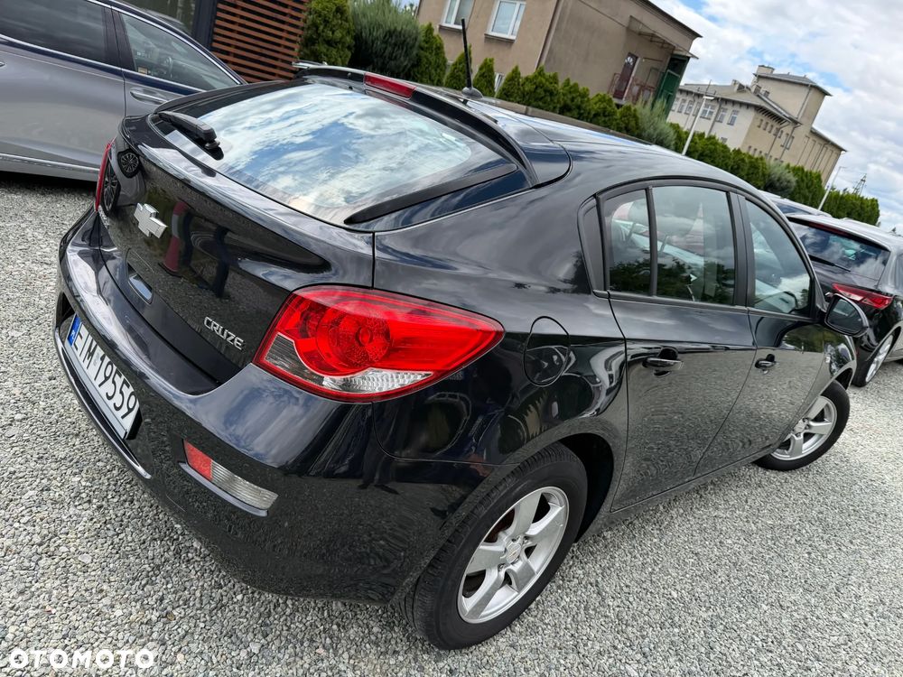 Chevrolet Cruze 1.8 LT - 23