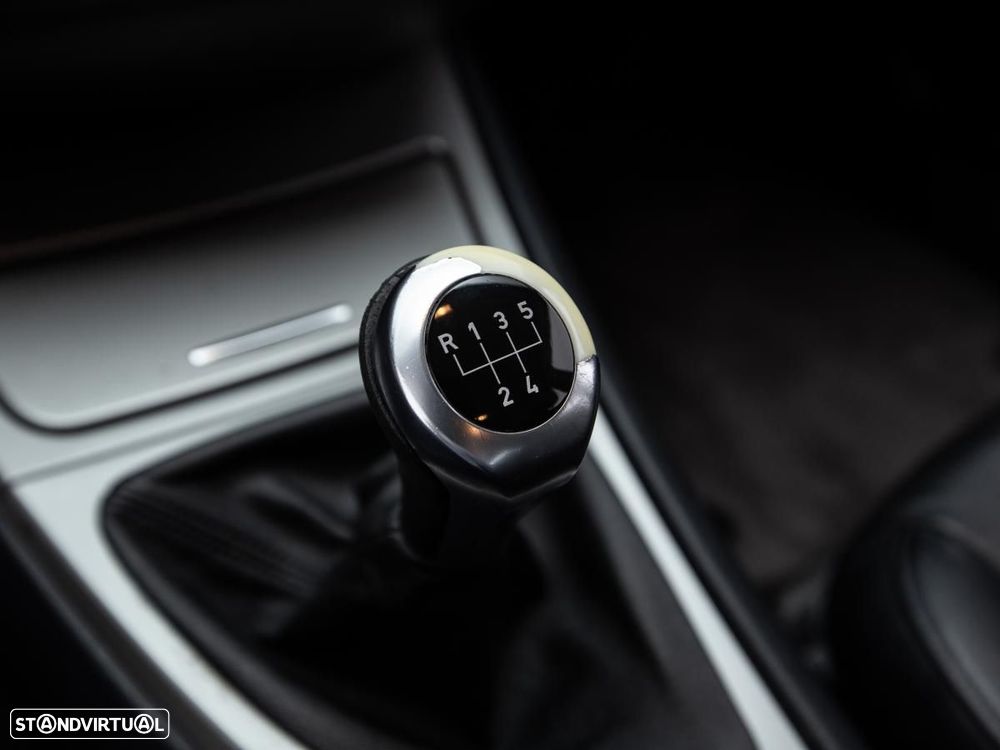 BMW 116 - 16