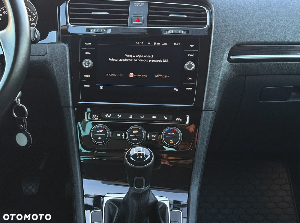 Volkswagen Golf 1.5 TSI BMT Evo Highline - 25