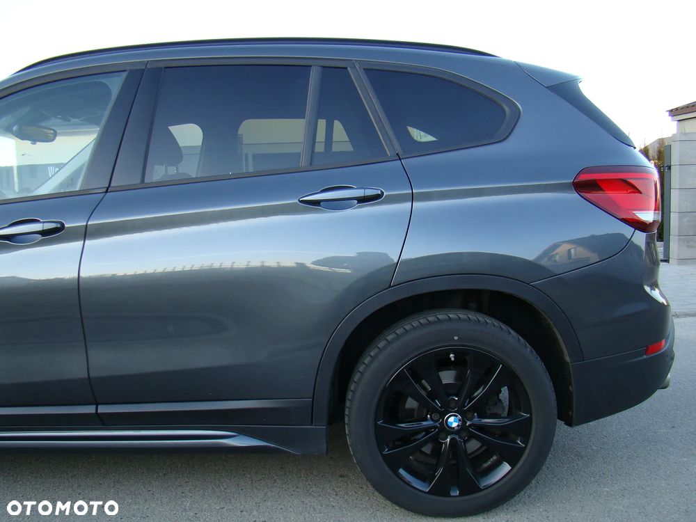 BMW X1 xDrive20d Sport Line - 12