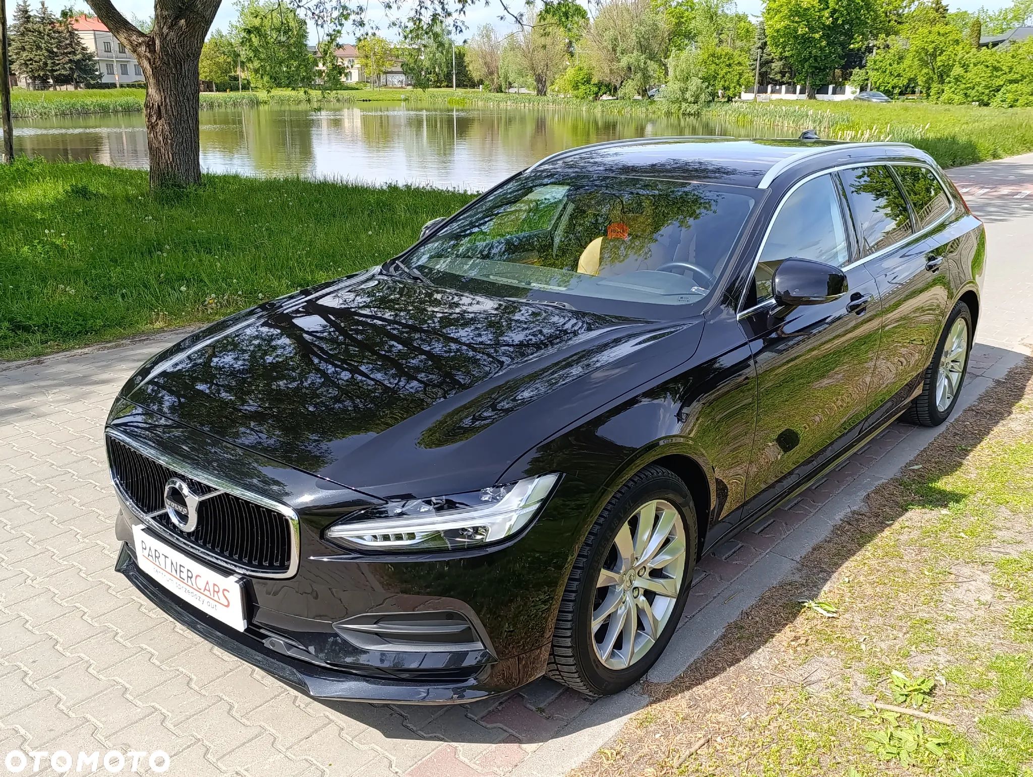 Volvo V90 D3 Geartronic Momentum - 1