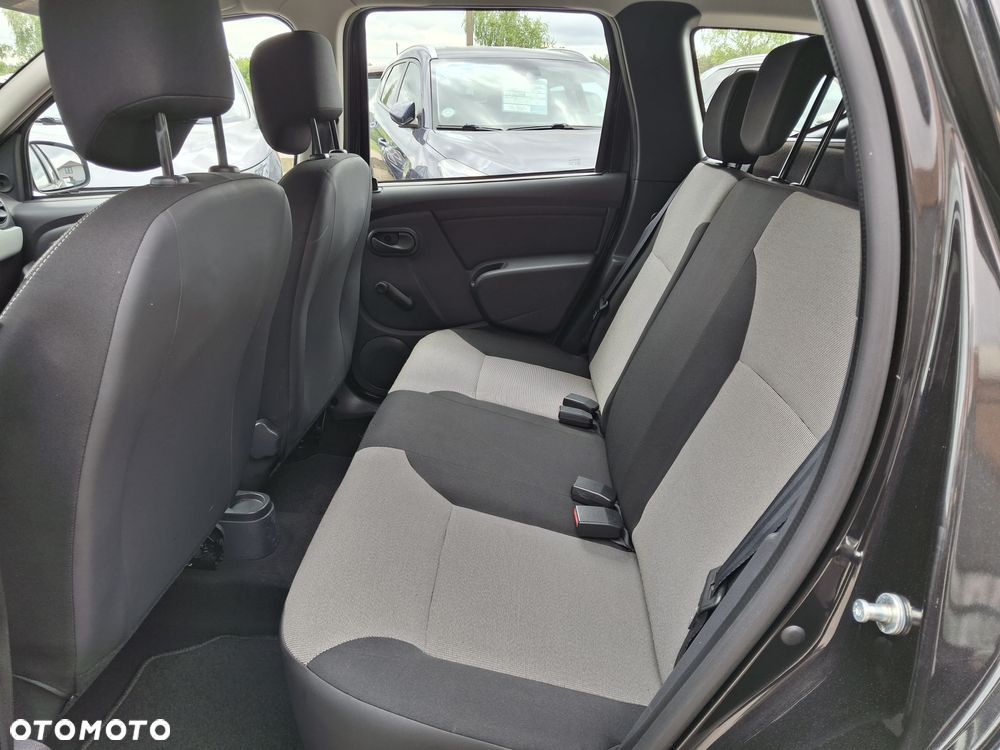 Dacia Duster dCi 90 FAP 4x2 Ambiance - 28