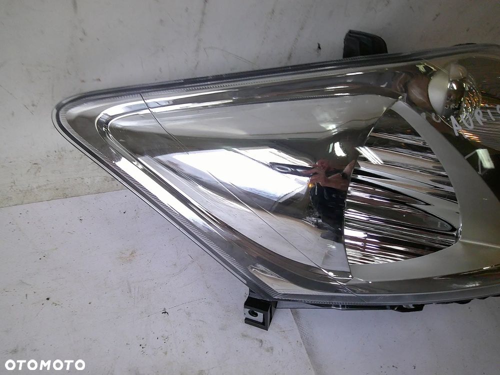 toyota auris 1 e15 przed lift lampa przód prawa przednia nowa - 6