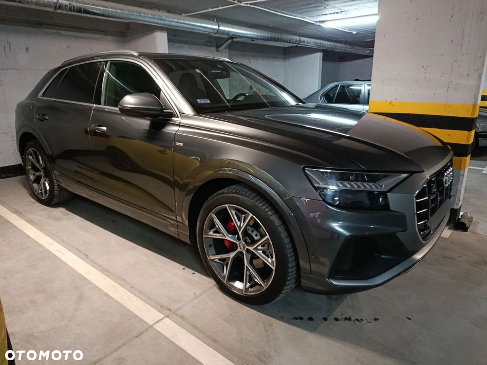 Audi Q8 - 18