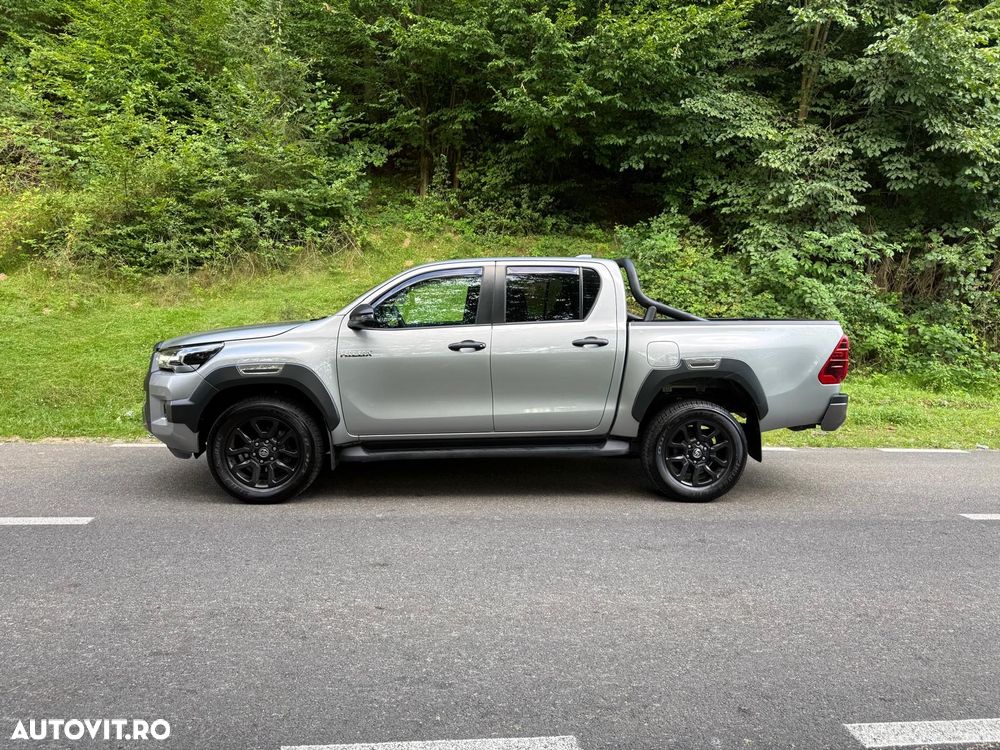 Toyota Hilux 2.8D 204CP 4x4 Double Cab AT Invincible - 3