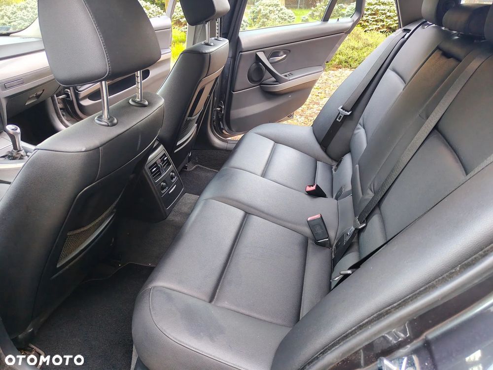 BMW Seria 3 320d - 9