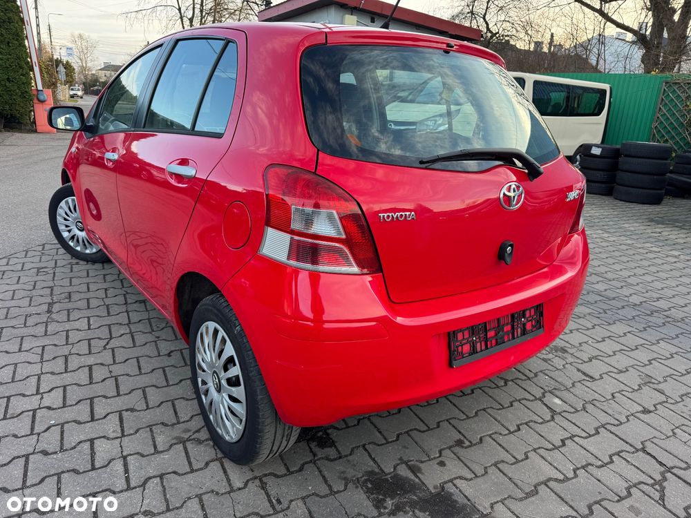 Toyota Yaris 1.0 Premium EU6 - 7