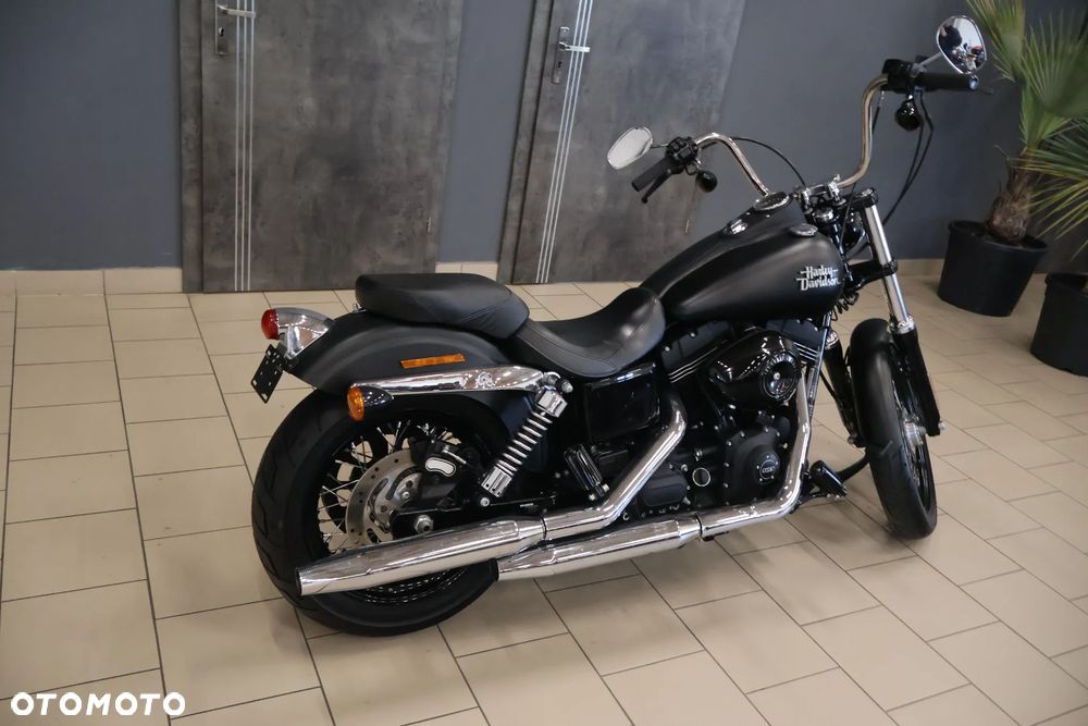 Harley-Davidson Dyna - 3